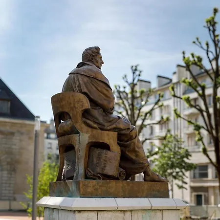 Vieille Tour Centre רואן