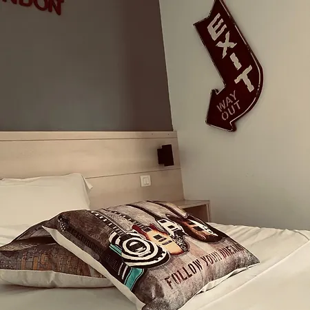 Vieille Tour Centre מלון רואן